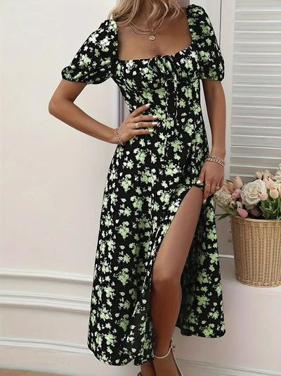 Mirella™ | Feminin Blomsterkjole