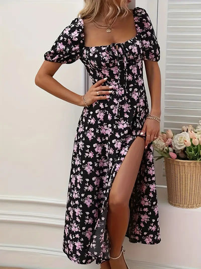 Mirella™ | Feminin Blomsterkjole